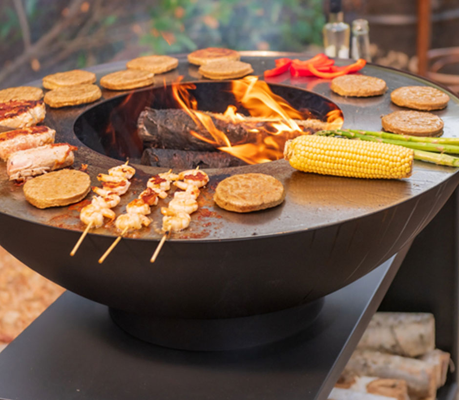 Barbecue plancha brasero à charbon et bois avec rangement 80 x 80